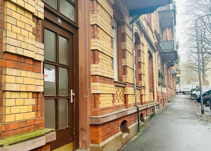 Modernisierte, Traumhafte Wohnung In Zentraler Lage