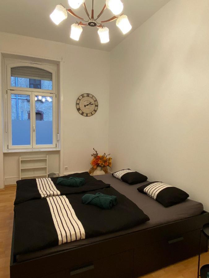 Privatunterkunft Modernisierte, Traumhafte In Zentraler Lage *